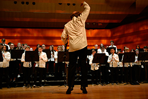 <p>La scène est ouverte aux jeunes musiciens de l’Académie Rainier III de Monaco et des conservatoires de la région</p>
