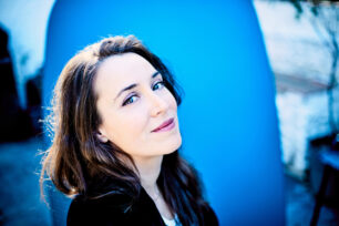 <p><strong><em>La grande battle</em></strong></p>
<p><strong>Vincent Carinola</strong> (1965-) &ndash; 5 min<br />
<i><span lang="EN-US">M&eacute;tiers d&rsquo;hier et d&rsquo;aujourd&rsquo;hui II : le chaman</span></i><span lang="EN-US">,<br />
</span>for virtual oboe (text by Fran&ccedil;ois Sal&egrave;s)<br />
World premiere</p>
<p><strong>Michel Petrossian</strong> (1973-)<br />
<em>Spenta Mainyu</em>, for modern oboe &ndash; 5 min<br />
World premiere</p>
<p><strong>Antonio Vivaldi </strong>(1678-1741)<br />
Arias for tenor and counter-tenor &ndash; 80 min<br />
Excerpts from <i>La fida ninfa</i>, <i>Farnace</i>, <i>Il Giustino</i>,<i> Orlando furioso</i>, <i>La Griselda</i>, <i>Bajazet</i>,<i> Tito Manlio, etc.<br />
</i><em>Concerto per oboe, </em>RV 455</p>
