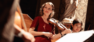 <p><strong>Heinrich Ignaz Franz von Biber </strong>(1644-1704)<br />
<strong><em>Harmonia artificiosa</em></strong> — 70’</p>
<p><em>Sonate du Rosaire XIV</em><br />
[Sonata] &#8211; Grave &#8211; Adagio &#8211; Aria &#8211; Gigue</p>
<p><em>Harmonia Artificioso-Ariosa, Partia I<br />
</em>Sonata (Adagio, presto, adagio) &#8211; Allemande &#8211; Gigue- Aria &#8211; Sarabande &#8211; Finale</p>
<p><em>Harmonia Artificioso-Ariosa, Partia II<br />
</em>Praeludium &#8211; Allamande &amp; variatio &#8211; Balletto allegro &#8211; Aria presto &#8211; Gigue</p>
<p><em>Sonate du Rosaire X</em><br />
Praeludium &#8211; Aria &amp; Variatio</p>
<p><em>Harmonia Artificioso-Ariosa, Partia V </em><br />
Passacaglia &#8211; Balletto &#8211; Gigue</p>
