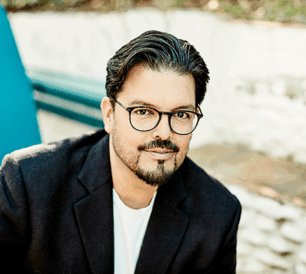 <p><strong><em>La grande battle</em></strong></p>
<p><strong>Vincent Carinola</strong> (1965-) – 5&prime;<br />
<em>Métiers d’hier et d’aujourd’hui II : le chaman</em>,<br />
pour hautbois virtuel (texte de François Salès)</p>
<p>Création mondiale</p>
<p><strong>Michel Petrossian</strong> (1973-)<br />
<em>Spenta Mainyu</em>, pour hautbois moderne – 5&prime;<br />
Création mondiale</p>
<p><strong>Antonio Vivaldi </strong>(1678-1741)<br />
Airs pour ténir et contre-ténor – 80&prime;<br />
Extraits de <em>La fida ninfa</em>, <em>Farnace</em>, <em>Il Giustino</em>,<em> Orlando furioso</em>, <em>La Griselda</em>, <em>Bajazet</em>,<em> Tito Manlio</em>&#8230;<br />
<em>Concerto per oboe, </em>RV 455</p>
