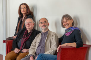 <p><strong>Pascal Dusapin </strong>(1955-)<br />
<em>Quatuor à cordes n° 4 &#8211; </em>15&prime;</p>
<p><strong>Juan Crisóstomo de Arriaga </strong>(1806-1826)<br />
Quatuor à cordes n° 3 en mi bémol majeur &#8211; 25&prime;</p>
<ol>
<li>Allegro</li>
<li>Pastorale. Andantino</li>
<li>Menuet</li>
<li>Presto agitato</li>
</ol>
<p><strong>Gabriel Fauré </strong>(1845-1924)<br />
<em>Quatuor à cordes en mi mineur, </em>op. 121 -25&prime;</p>
<ol>
<li>Allegro moderato</li>
<li>Andante</li>
<li>Allegro</li>
</ol>
